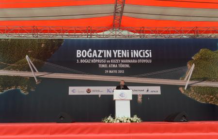 Discours du Premier Ministre Erdoğan  lors de la pose de la première pierre du troisième Pont du Bosphore
