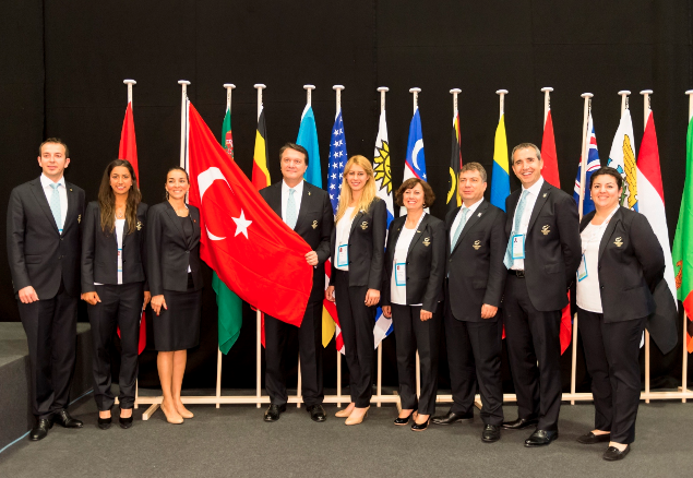 La délégation d'Istanbul 2020 à l'Assemblée Générale extraordinaire de l'ACNO